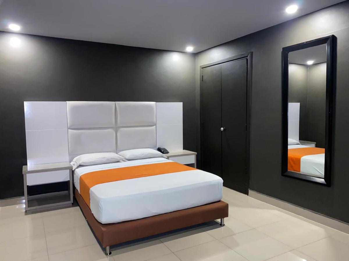 Hotel Latino Medellin Exterior photo
